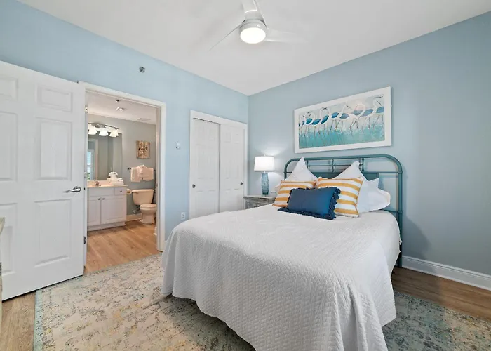 Crystal Shores West 1106 Holiday home *