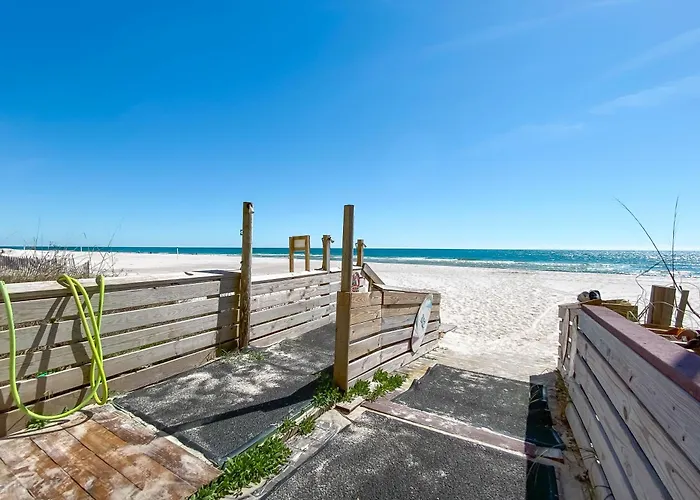 Holiday home Crystal Shores West 1106 *